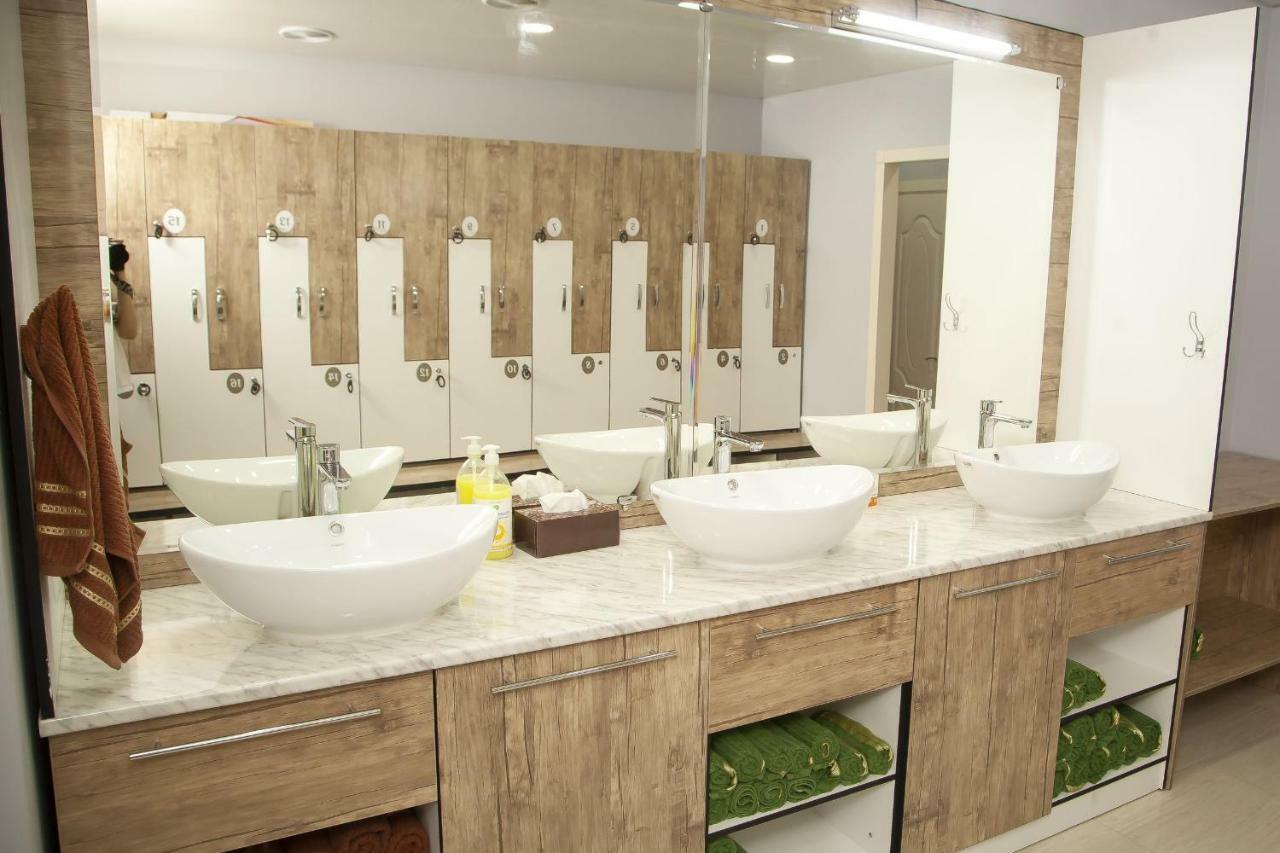 Wantong Hotel طشقند المظهر الخارجي الصورة